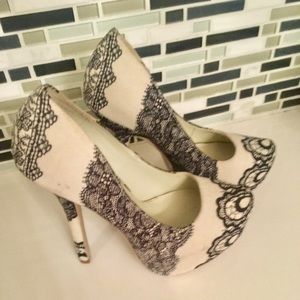 Lace designed heels